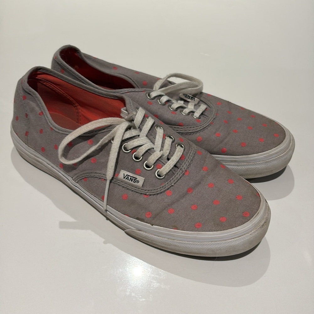 Vans 8Women 6.5Men Gray/Pink Polka Dots Sneaker Off The Wall Skateboard Shoes